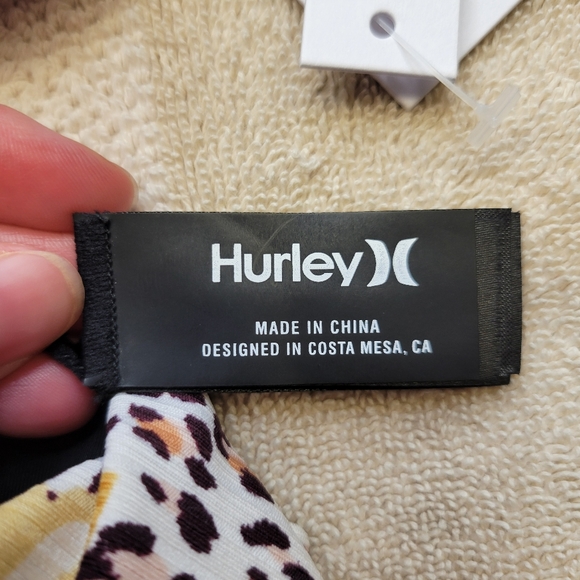 Hurley One Piece Swimsuit - Picture 5 of 9